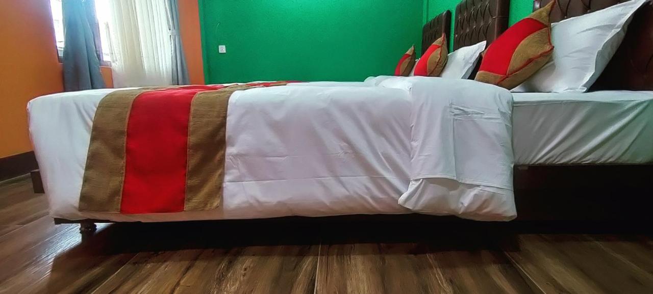 Nepalaya Home Hostel Катманду Екстериор снимка
