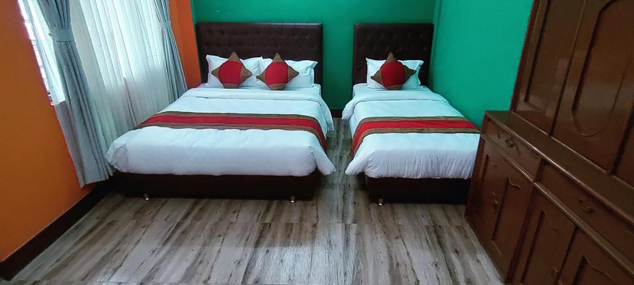 Nepalaya Home Hostel Катманду Екстериор снимка