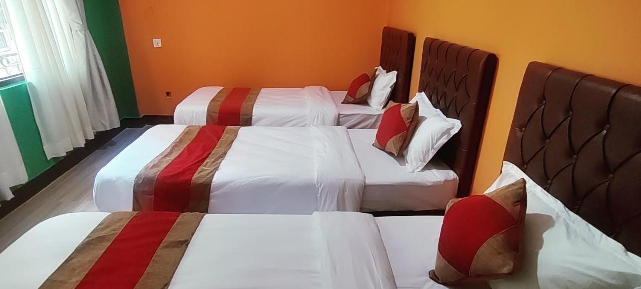 Nepalaya Home Hostel Катманду Екстериор снимка