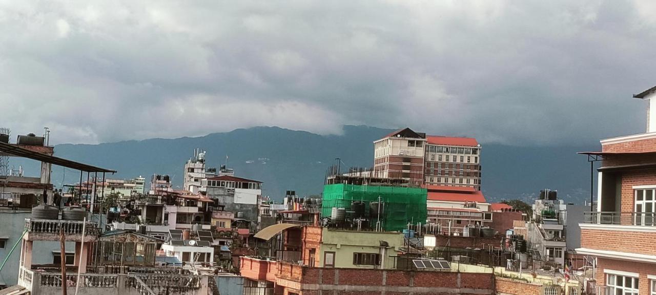 Nepalaya Home Hostel Катманду Екстериор снимка